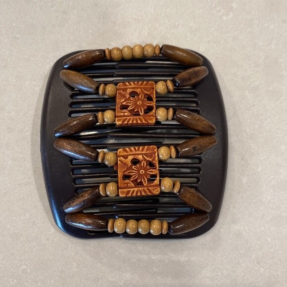 Original Beaded Hair Combs Quality
Stones/Beads Patent & Made In South Africa - Picture 2 of 9